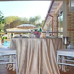 Eliantos Boutique &