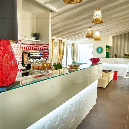 Eliantos Boutique & Ξενοδοχείο Santa Margherita di Pula