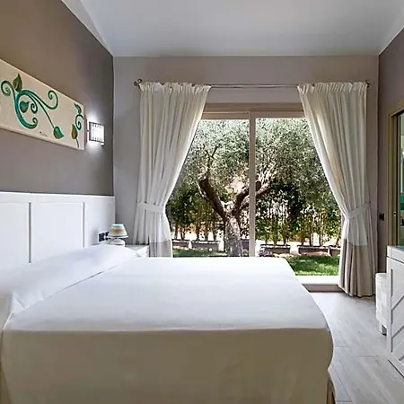 Hotel Eliantos Boutique & Santa Margherita di Pula