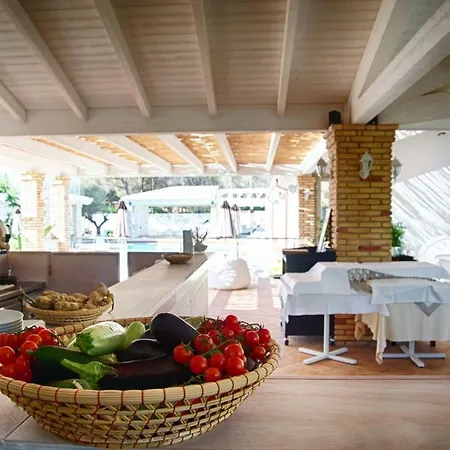 Hotel Eliantos Boutique &