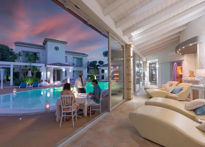 Eliantos Boutique & 4*