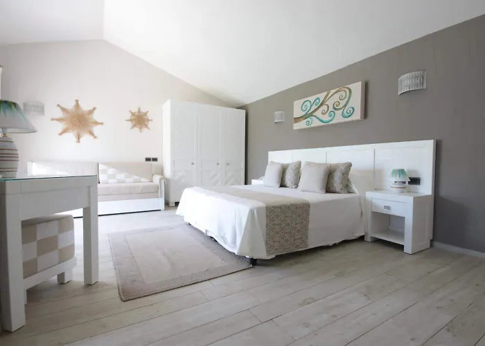 Hotel Eliantos Boutique & Santa Margherita di Pula